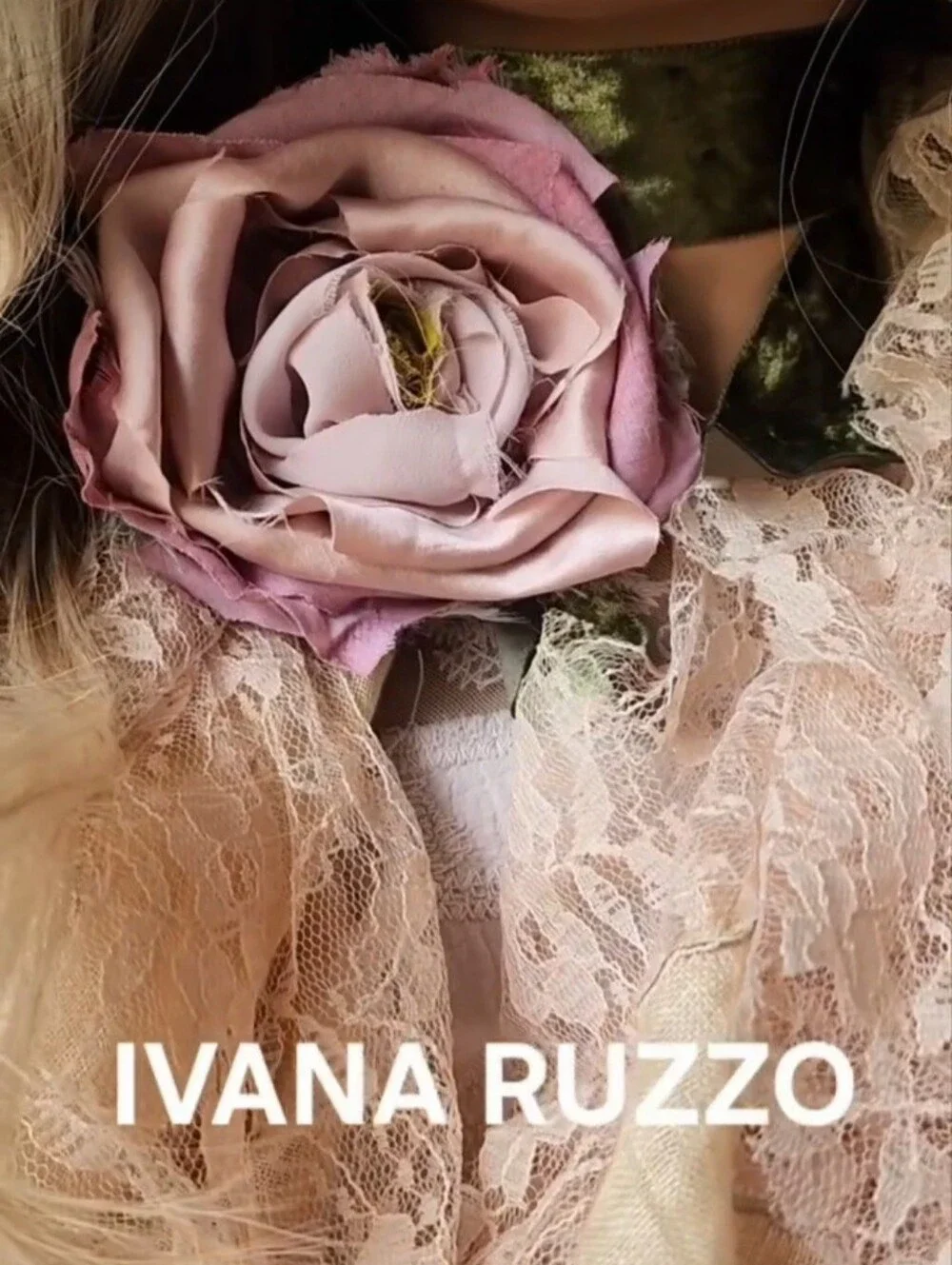 Ivana Ruzzo victorian jabot
